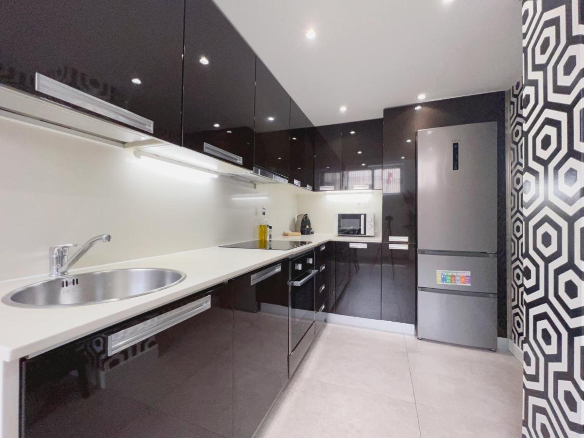 Stay U-Nique Apartments Pellaires Barcelona Eksteriør bilde