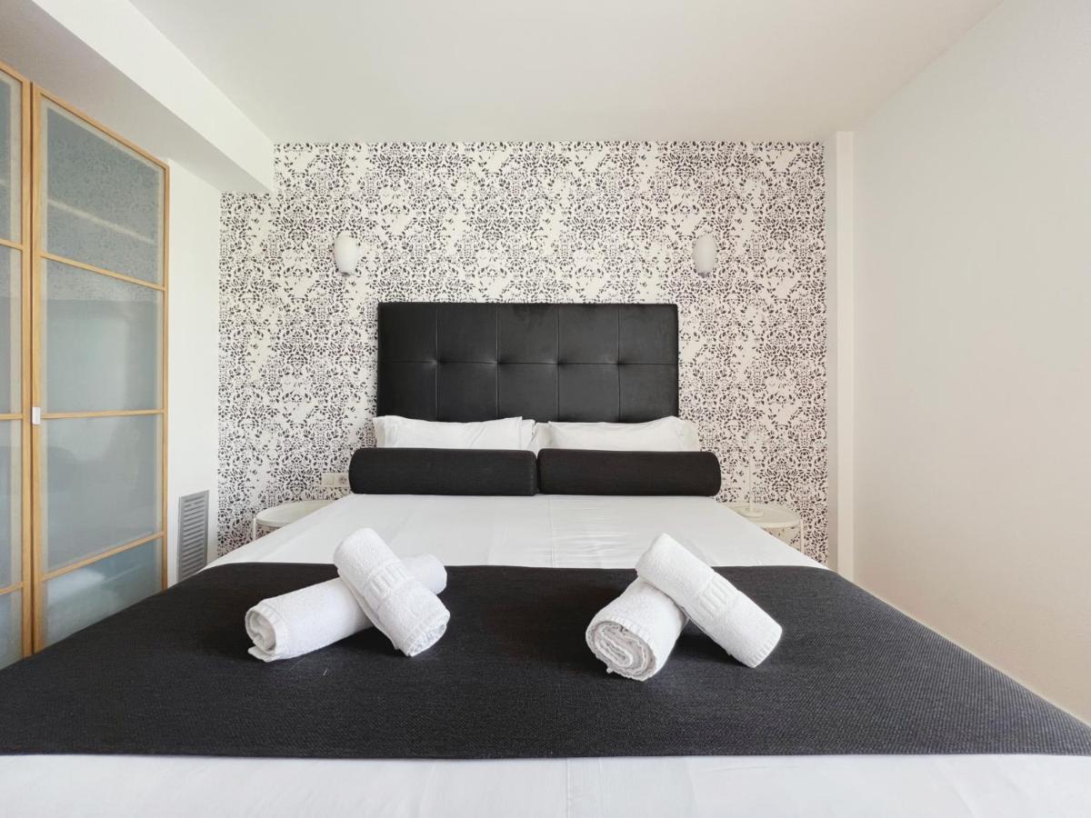 Stay U-Nique Apartments Pellaires Barcelona Eksteriør bilde