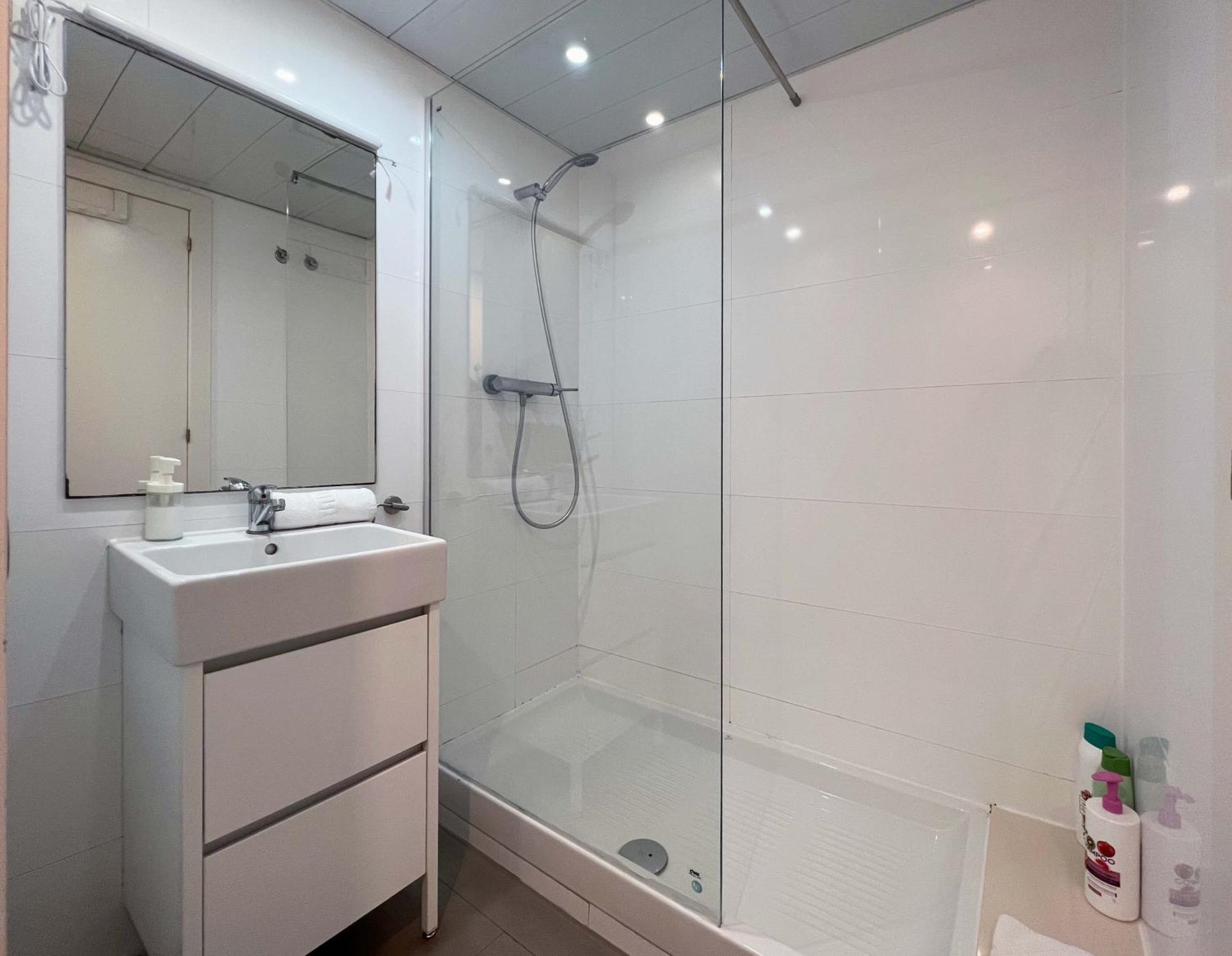 Stay U-Nique Apartments Pellaires Barcelona Eksteriør bilde