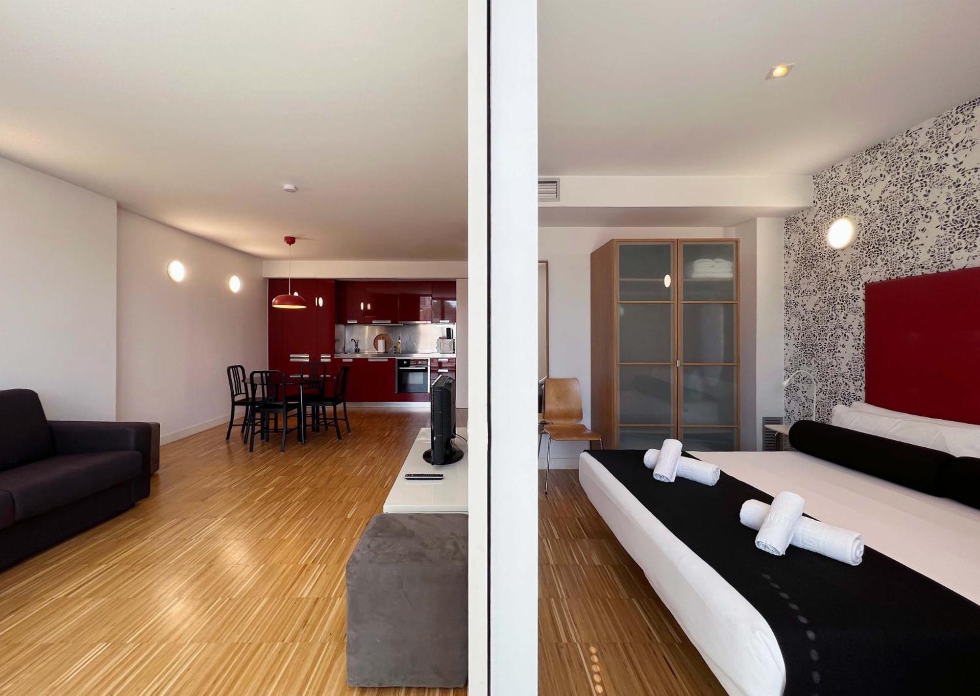 Stay U-Nique Apartments Pellaires Barcelona Eksteriør bilde
