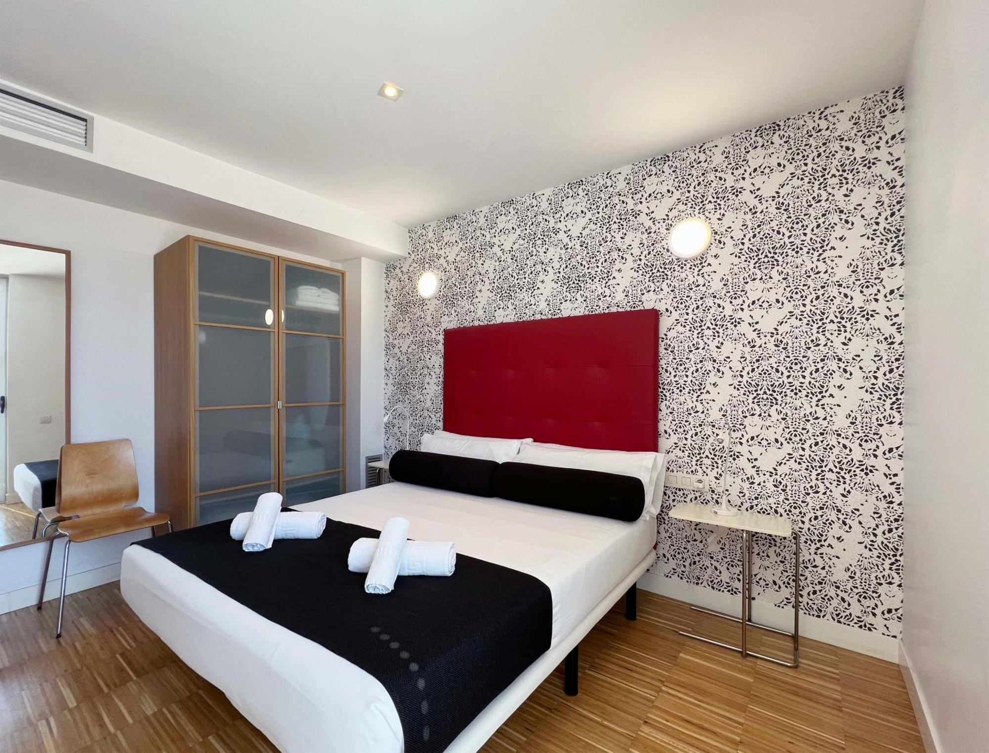 Stay U-Nique Apartments Pellaires Barcelona Eksteriør bilde