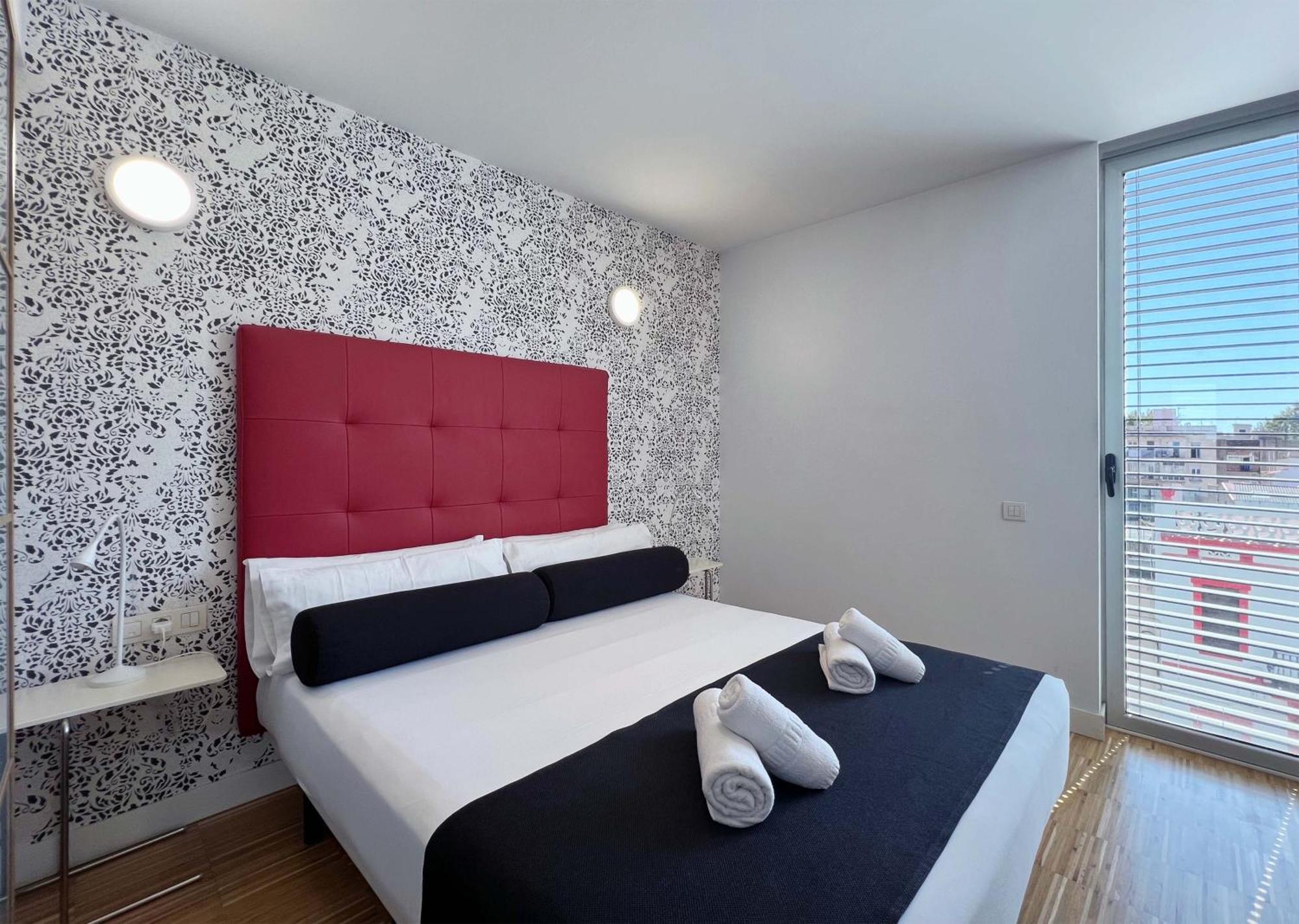 Stay U-Nique Apartments Pellaires Barcelona Eksteriør bilde
