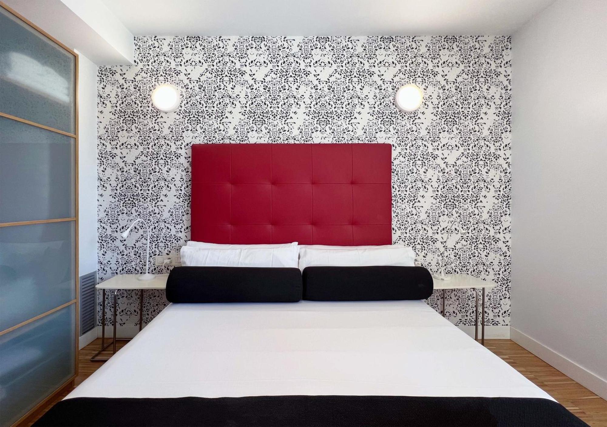 Stay U-Nique Apartments Pellaires Barcelona Eksteriør bilde